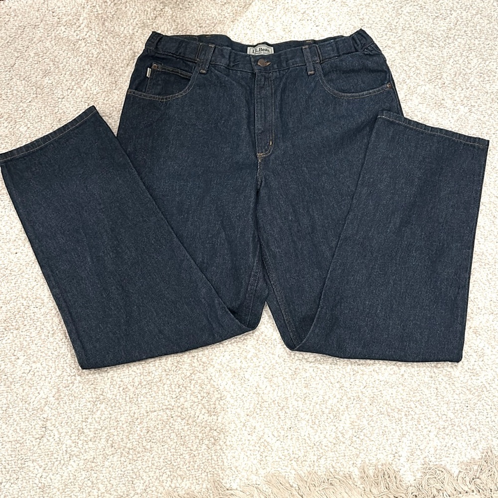 LL Bean  Natural Fit Hidden Comfort Jeans NWOT